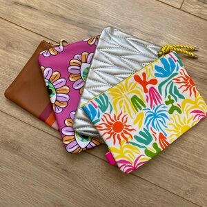 * (1) Free with purchase* Ipsy pouch NWOT
